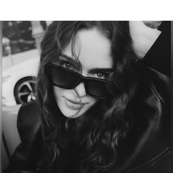 NWT QUAY AUSTRALIA- No Apologies Sunglasses- black, smoke main image 4